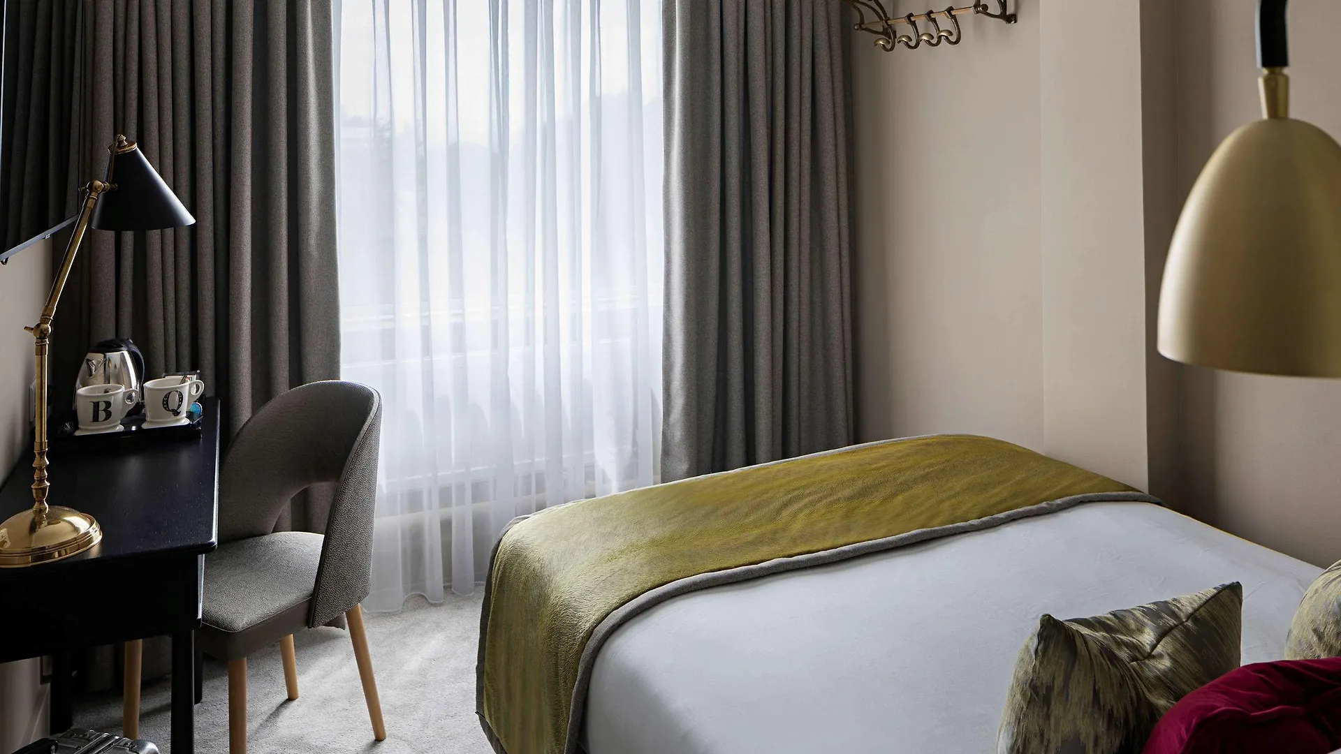 The Queens Hotel & Spa Bornemouth